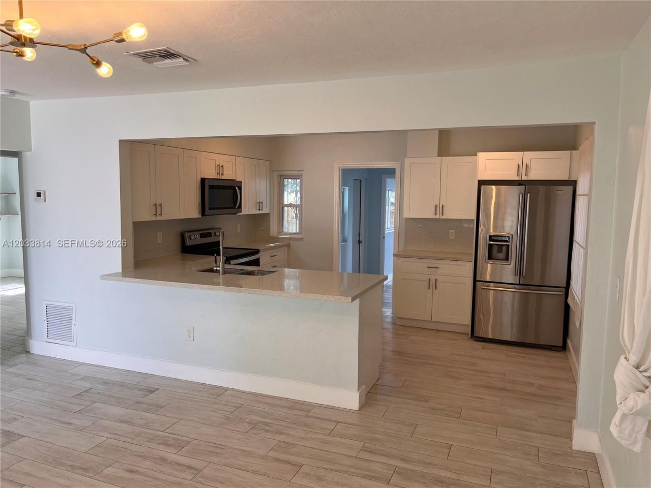 1860 NW 52 St , Miami, FL 33142 Photo