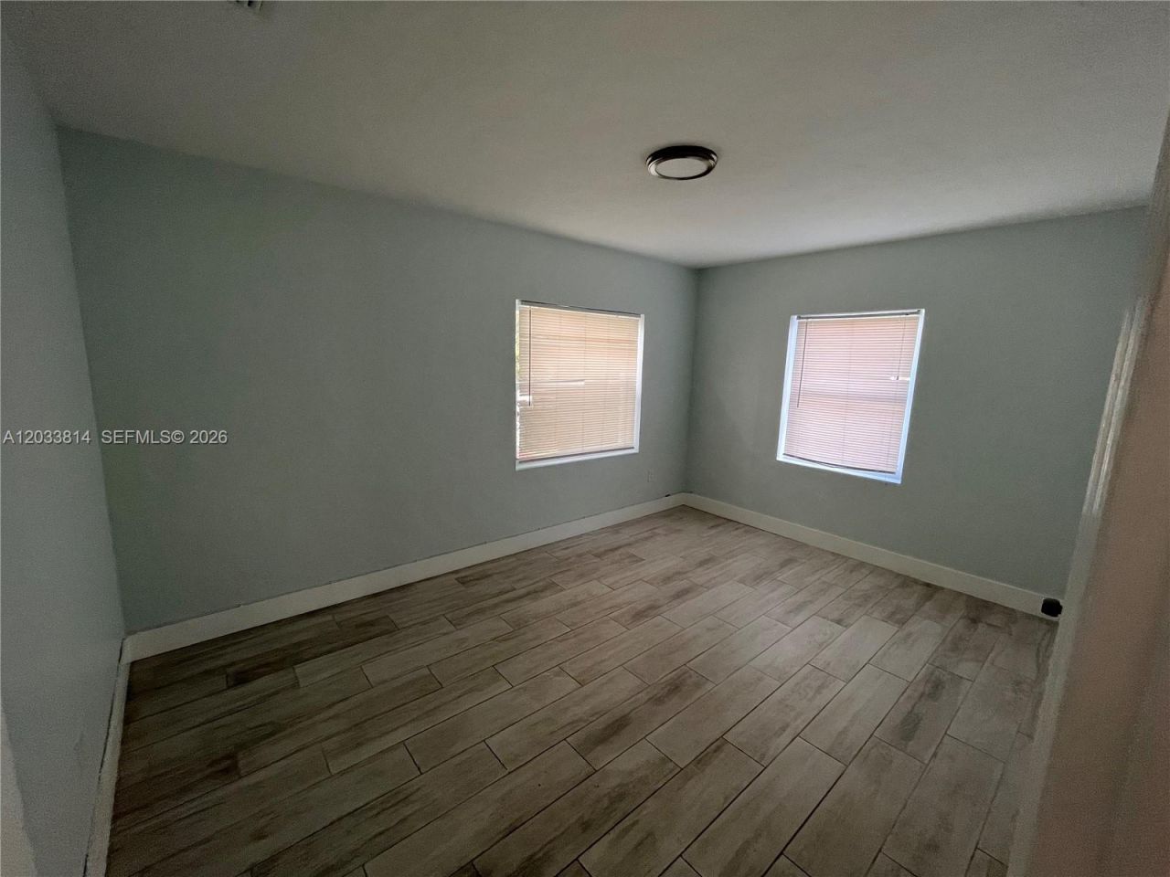 1860 NW 52 St , Miami, FL 33142 Photo