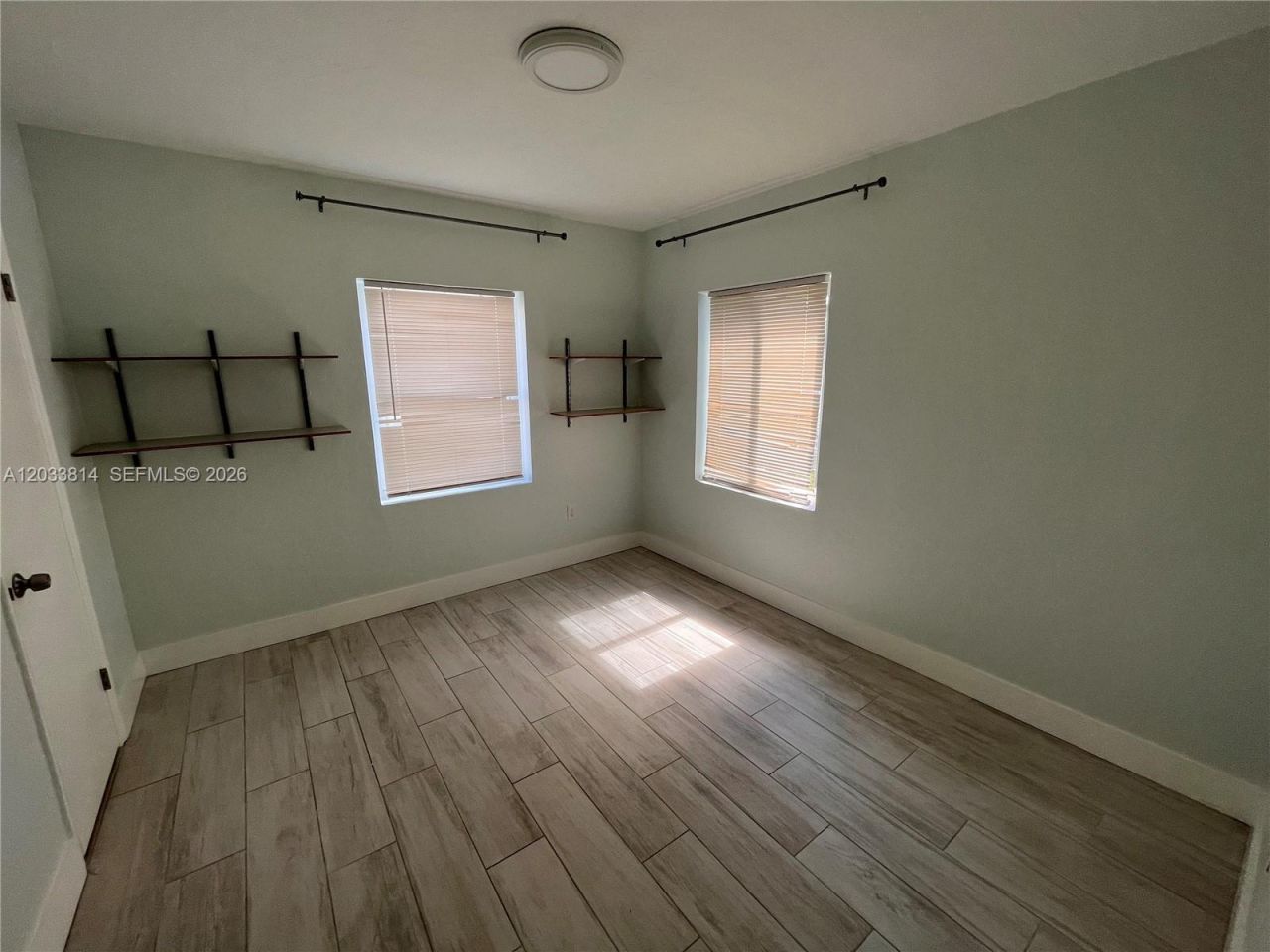 1860 NW 52 St , Miami, FL 33142 Photo
