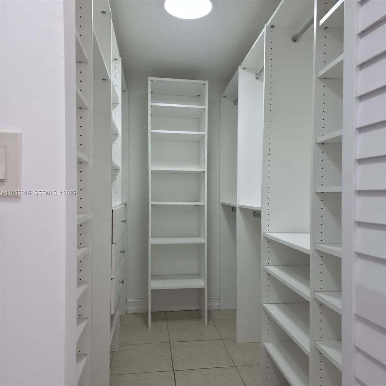 1 Glen Royal Pkwy, Unit 1202, Miami, FL 33125 Photo