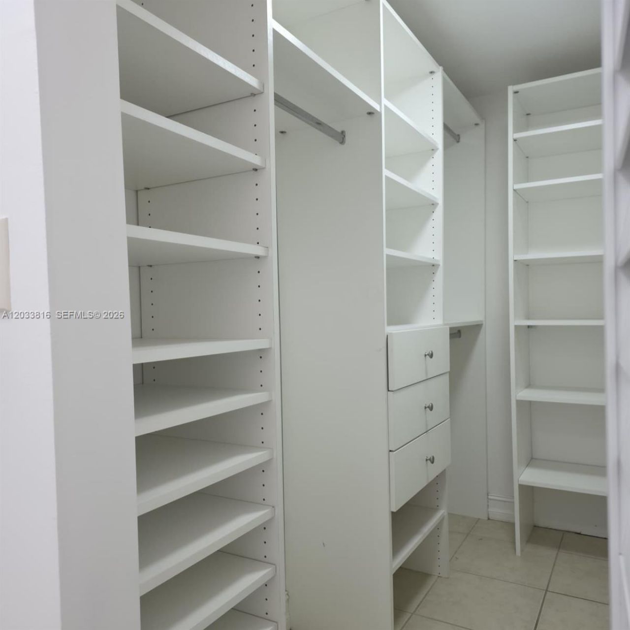 1 Glen Royal Pkwy, Unit 1202, Miami, FL 33125 Photo