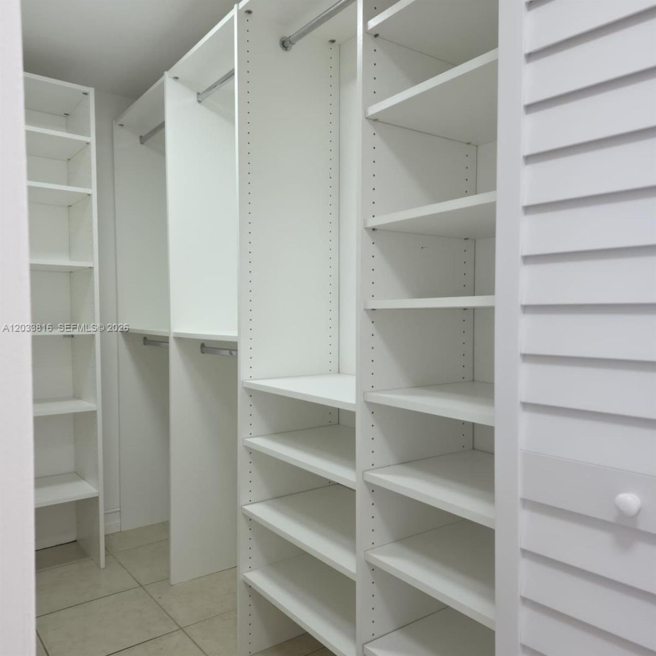 1 Glen Royal Pkwy, Unit 1202, Miami, FL 33125 Photo
