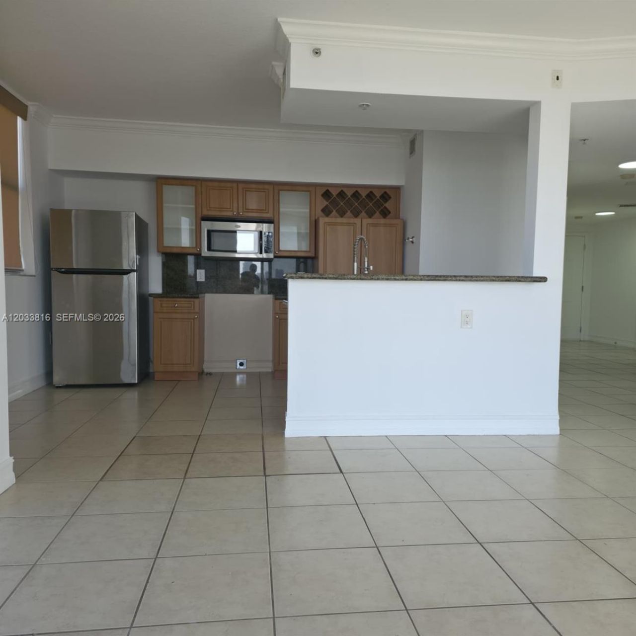 1 Glen Royal Pkwy, Unit 1202, Miami, FL 33125 Photo