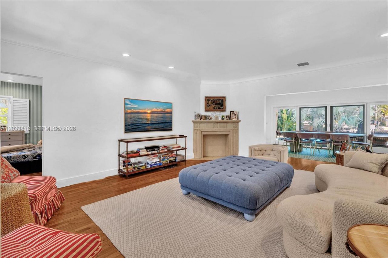 924 Belle Meade Island Dr , Unit ., Miami, FL 33138 Photo