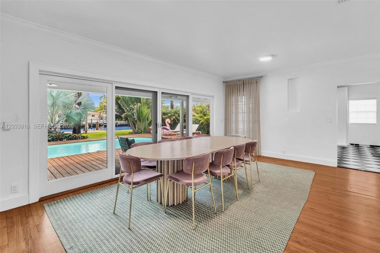 924 Belle Meade Island Dr , Unit ., Miami, FL 33138 Photo