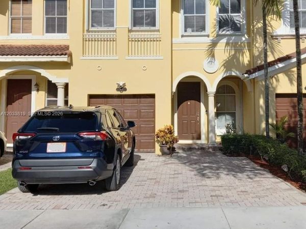 886 SW 149th Ct , Unit 886, Miami, FL 33194