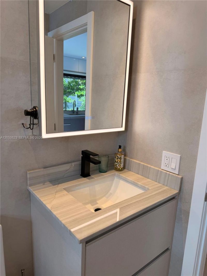 360 NW 40th Street , Miami, FL 33127 Photo