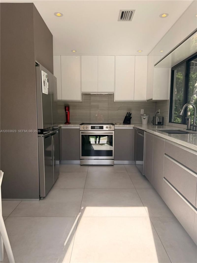 360 NW 40th Street , Miami, FL 33127 Photo