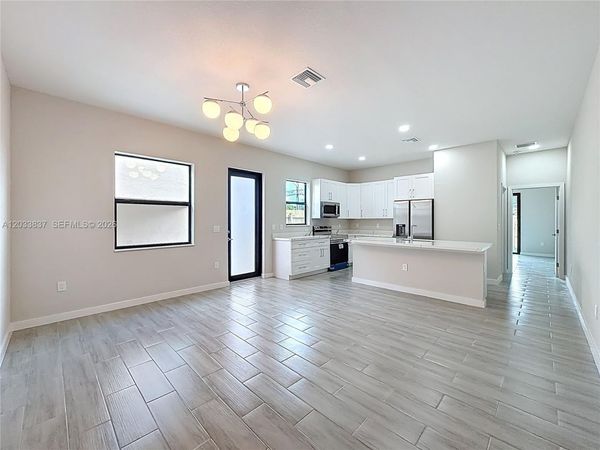 410 NW 41st St , Unit 410, Oakland Park, FL 33309