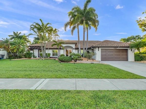 11834 Island Lakes Ln , Boca Raton, FL 33498