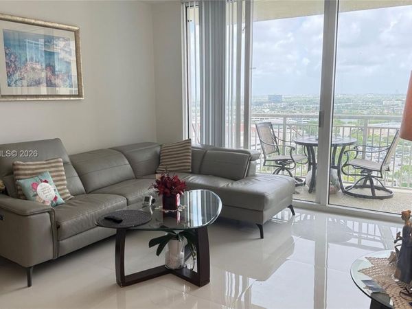 19501 W Country Club Dr , Unit 1910, Aventura, FL 33180