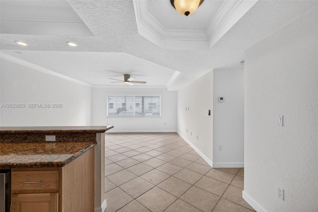 151 NE 16th Ave, Unit 174, Fort Lauderdale, FL 33301 Photo