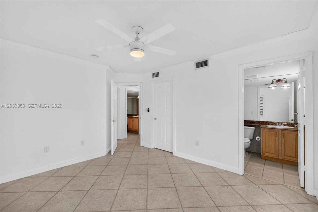 151 NE 16th Ave, Unit 174, Fort Lauderdale, FL 33301 Photo