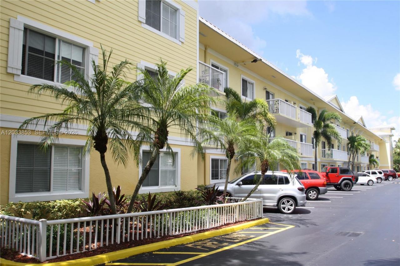 151 NE 16th Ave, Unit 174, Fort Lauderdale, FL 33301 Photo