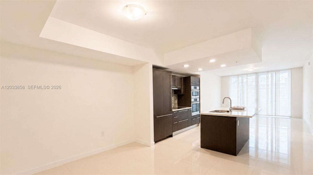 7825 NW 107th Ave , Unit 218, Doral, FL 33178 Photo