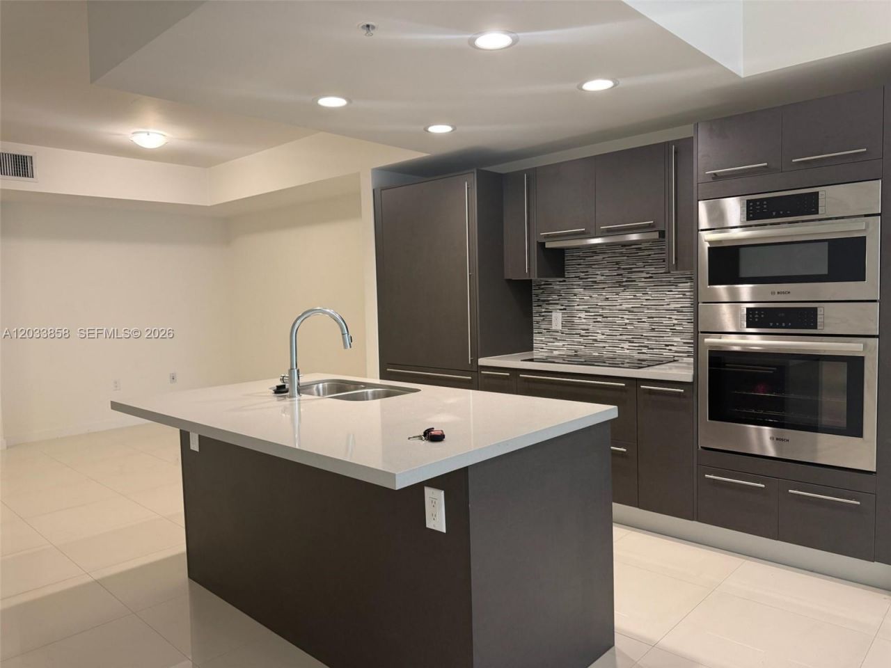 7825 NW 107th Ave , Unit 218, Doral, FL 33178 Photo
