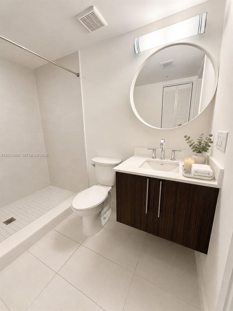 7825 NW 107th Ave , Unit 218, Doral, FL 33178 Photo