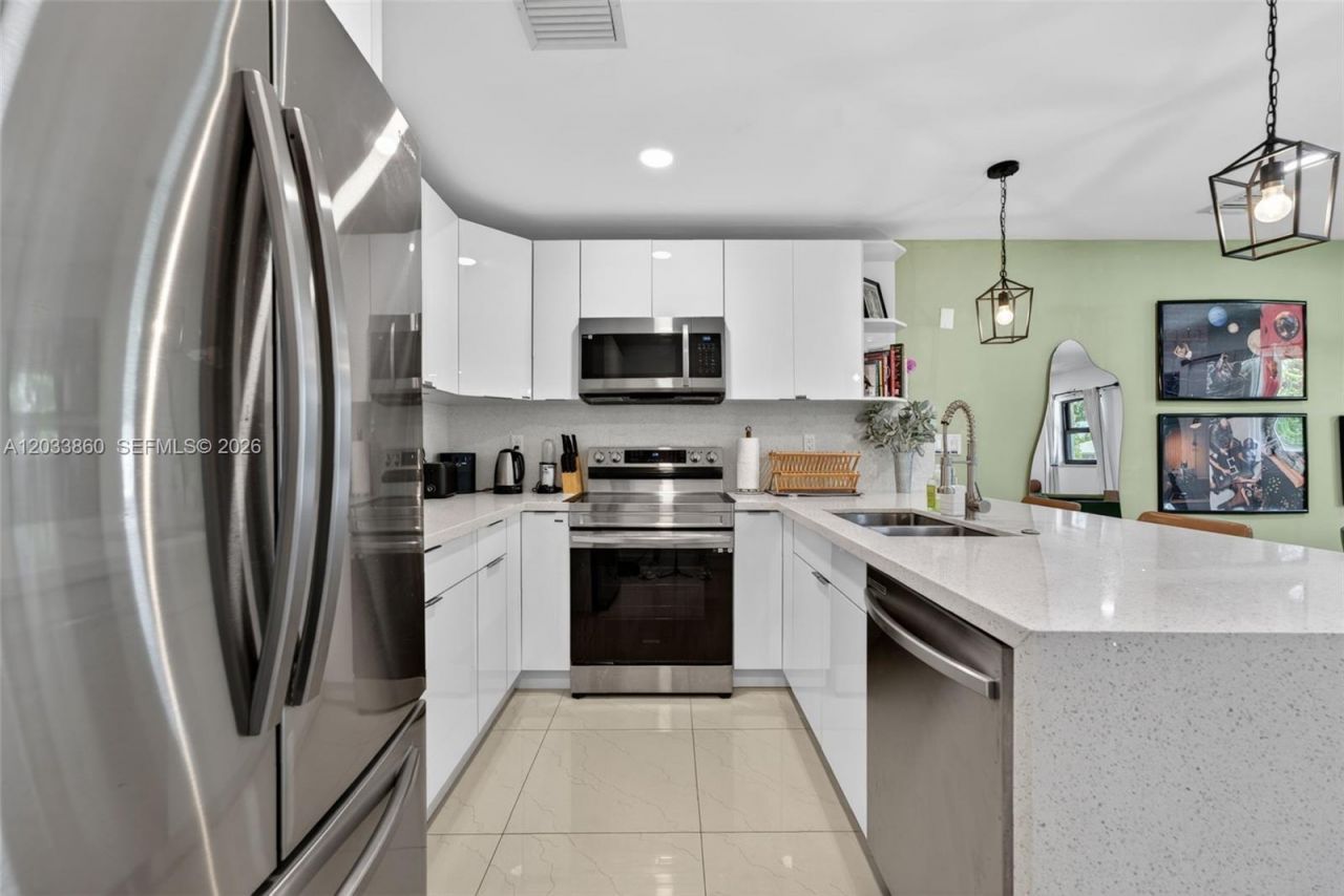 1464 NE 28th St , Pompano Beach, FL 33064 Photo