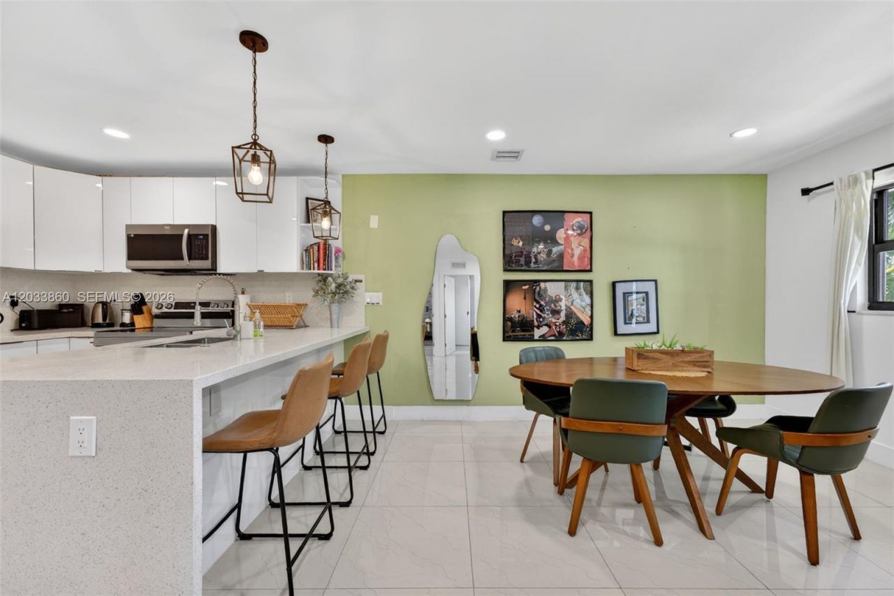 1464 NE 28th St , Pompano Beach, FL 33064 Photo