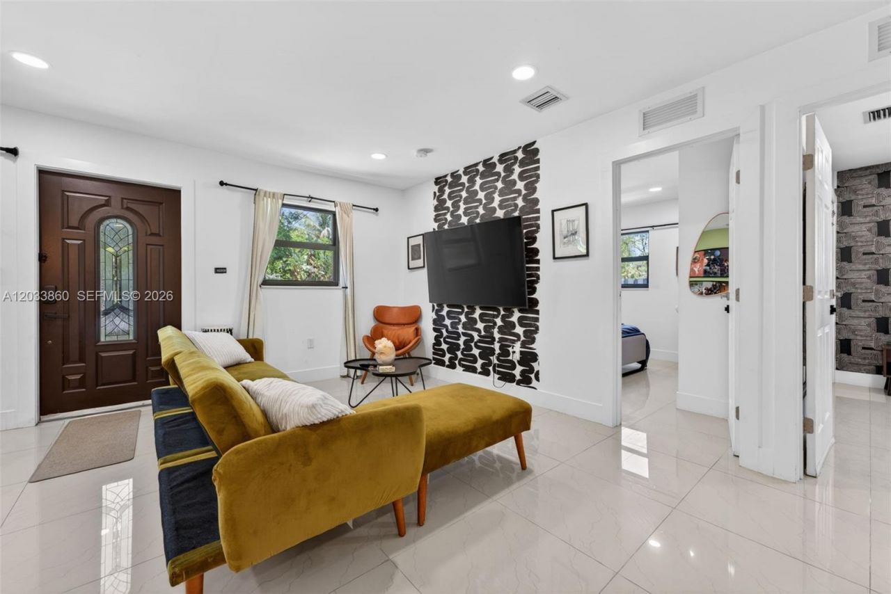 1464 NE 28th St , Pompano Beach, FL 33064 Photo