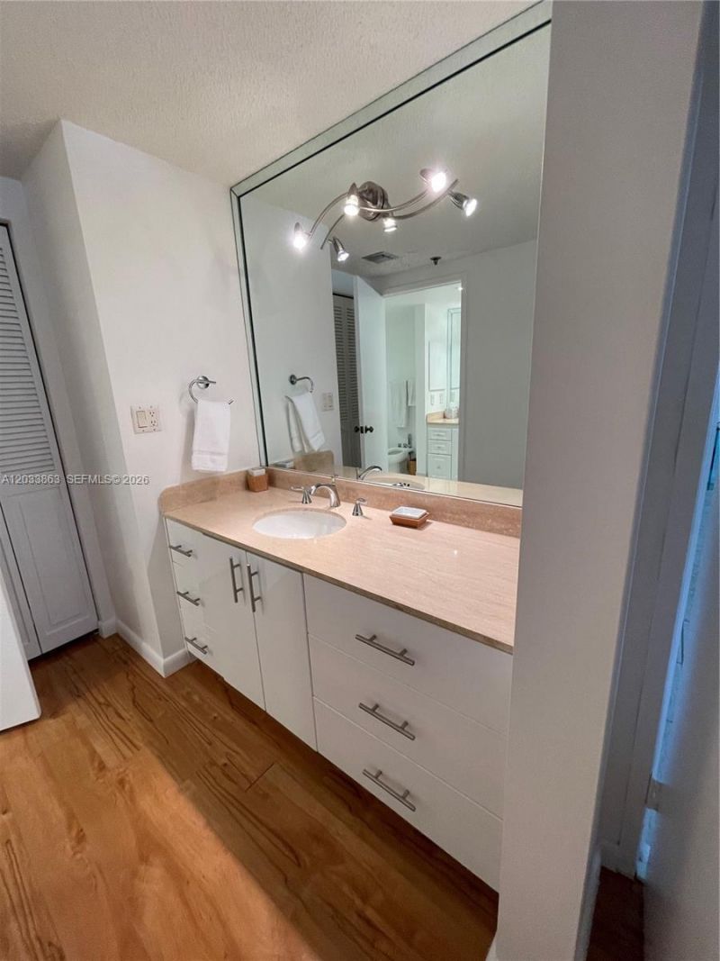 251 Crandon Blvd, Unit 338, Key Biscayne, FL 33149 Photo
