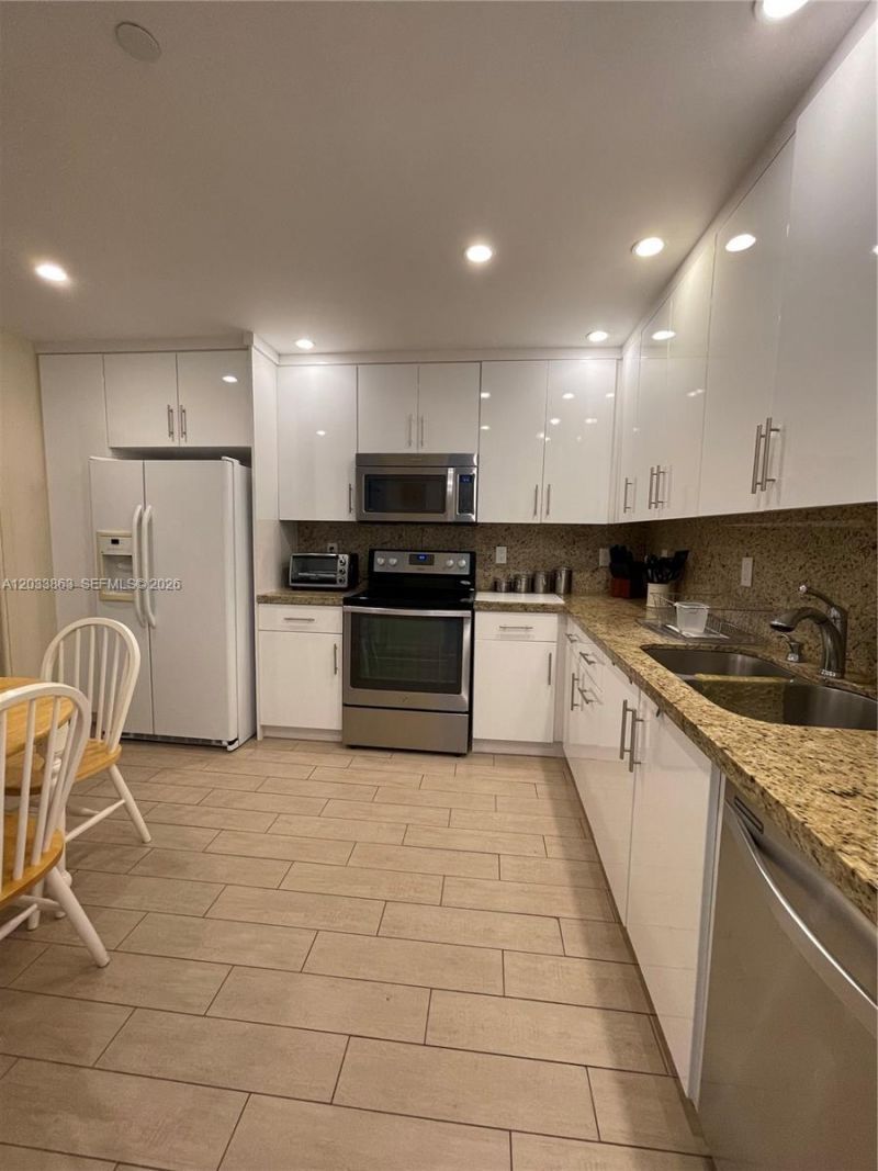 251 Crandon Blvd, Unit 338, Key Biscayne, FL 33149 Photo