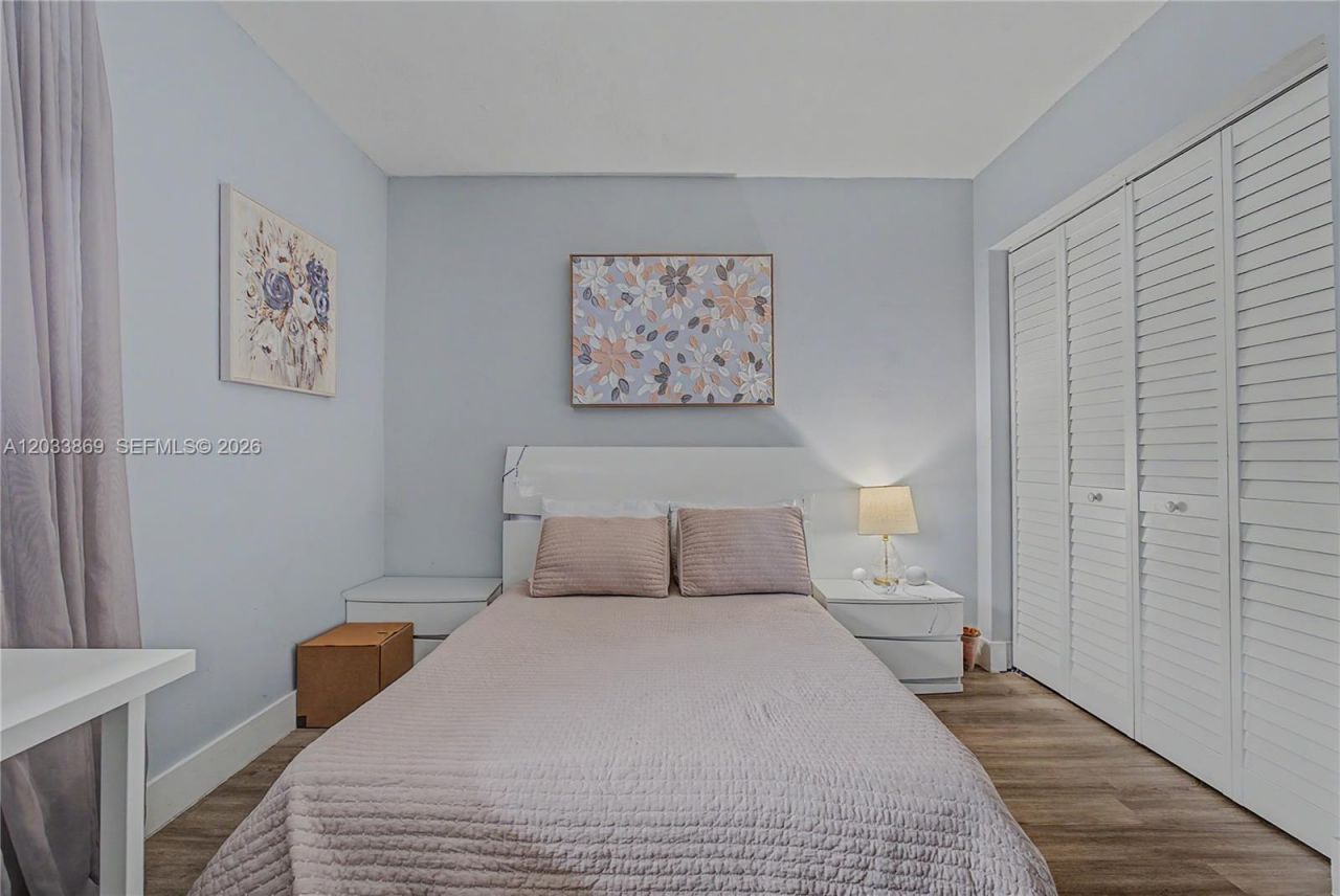 10227 NW 9th St Cir , Unit 206-3, Miami, FL 33172 Photo