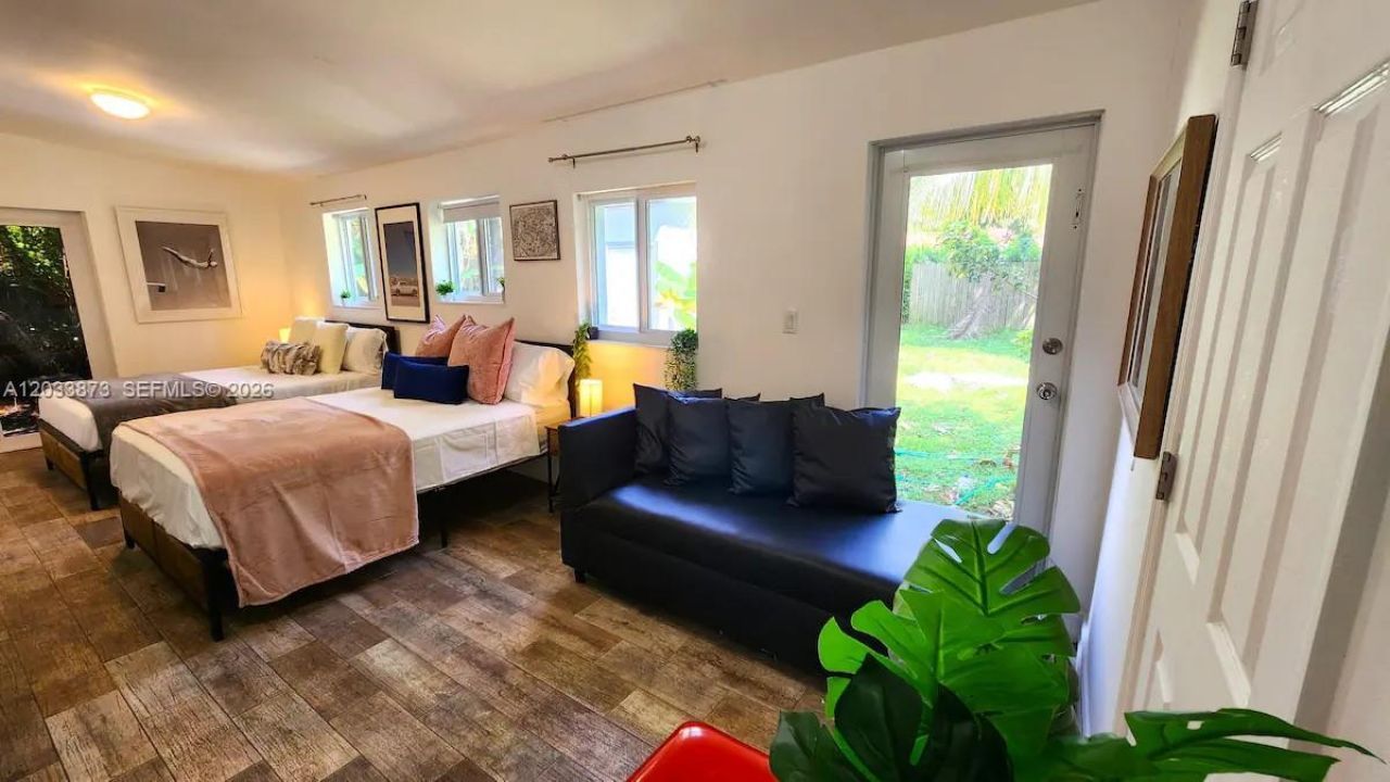 11 NW 47th Ter , Miami, FL 33127 Photo