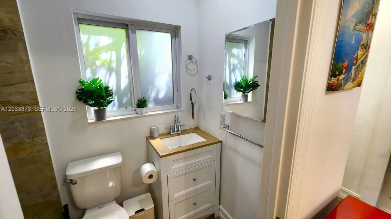 11 NW 47th Ter , Miami, FL 33127 Photo