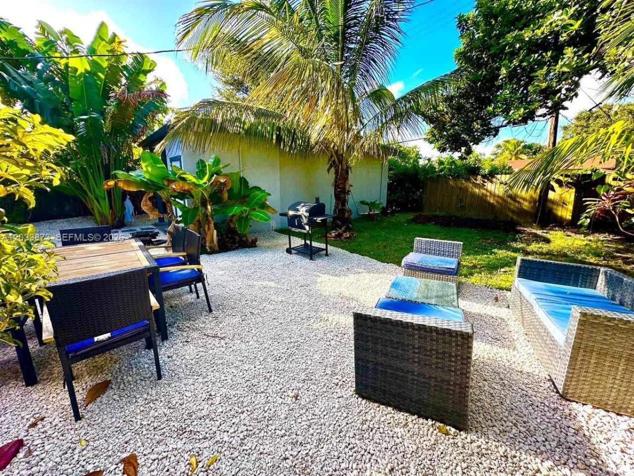 11 NW 47th Ter , Miami, FL 33127 Photo