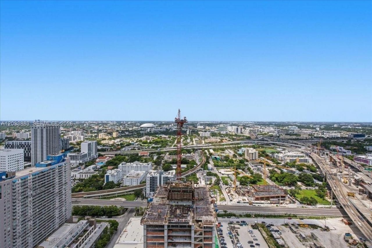 20 NE 11th, Unit 4212, Miami, FL 33132 Photo
