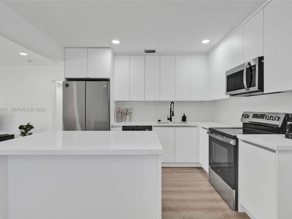 1115 NW 1st Ave , Fort Lauderdale, FL 33311