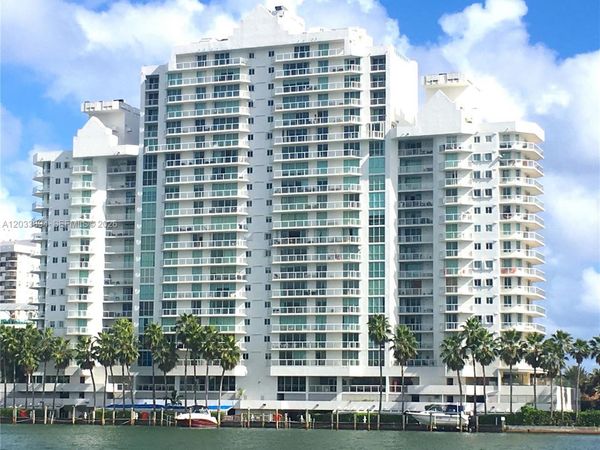 5900 Collins Ave , Unit 906, Miami Beach, FL 33140