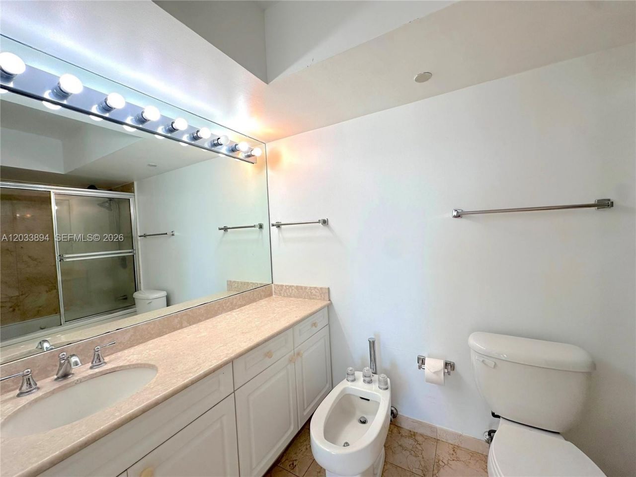 5900 Collins Ave , Unit 906, Miami Beach, FL 33140 Photo