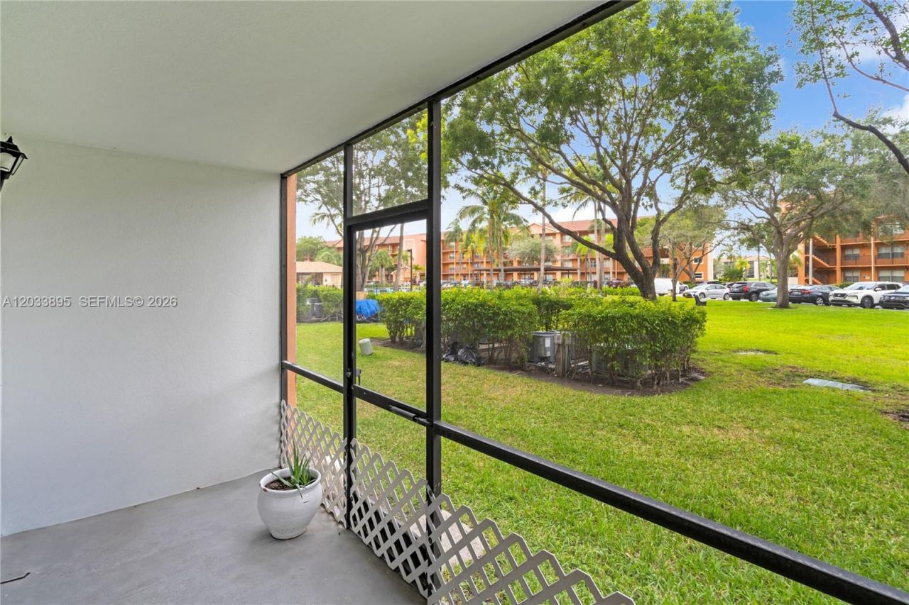 701 SW 142nd Ave , Unit 108S, Pembroke Pines, FL 33027 Photo