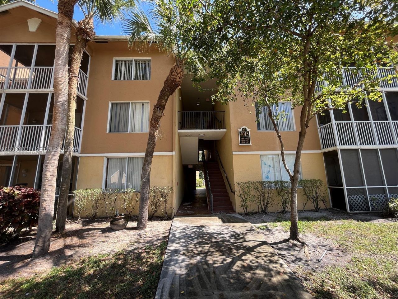 4015 W Mcnab Rd , Unit D212, Pompano Beach, FL 33069 Photo