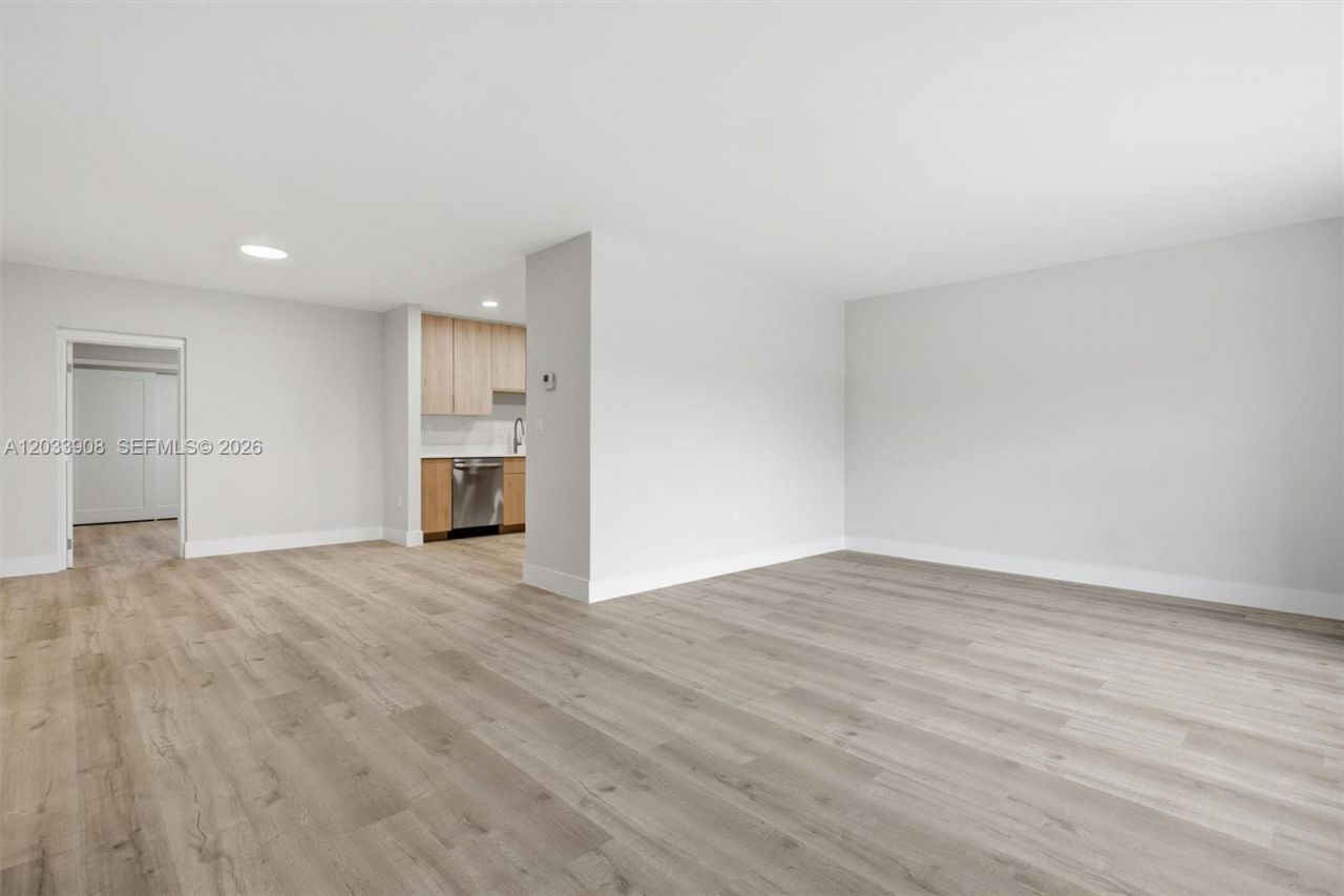 6600 NW 26th St , Sunrise, FL 33313 Photo