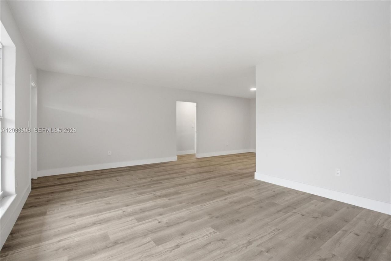 6600 NW 26th St , Sunrise, FL 33313 Photo