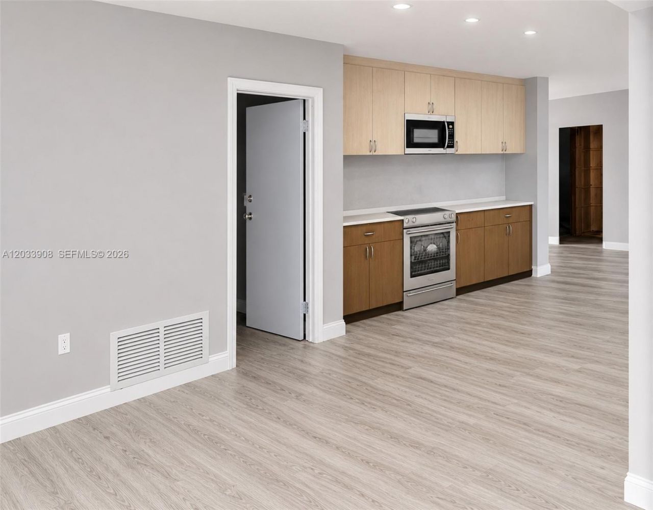 6600 NW 26th St , Sunrise, FL 33313 Photo
