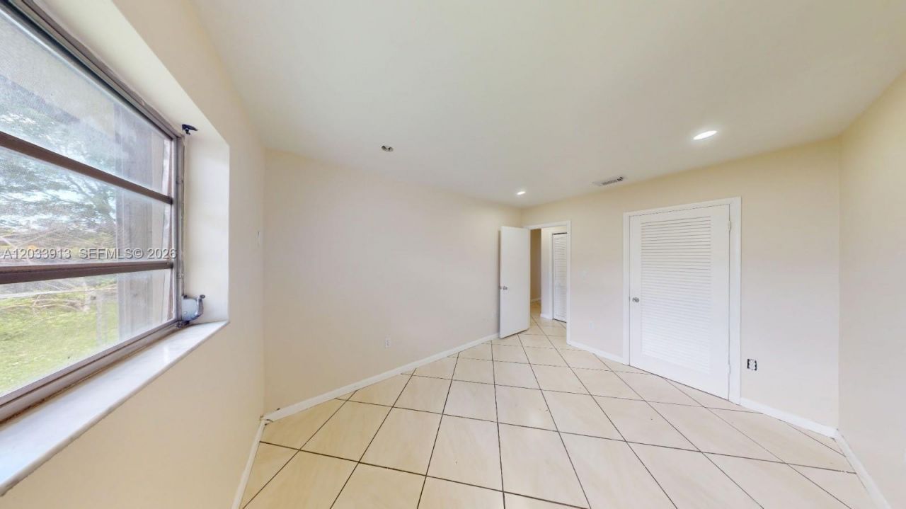 7882 Grand Canal Dr , Unit 7882, Miami, FL 33144 Photo