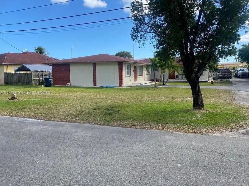 7882 Grand Canal Dr , Unit 7882, Miami, FL 33144 Photo