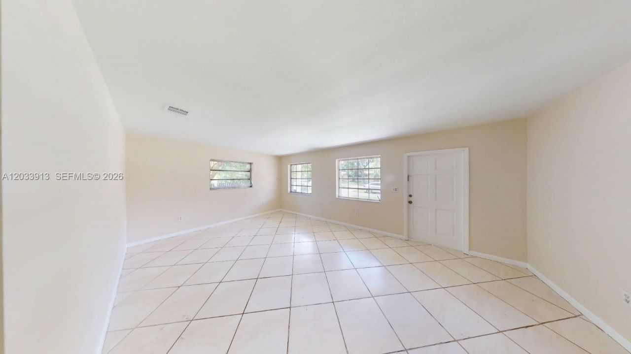 7882 Grand Canal Dr , Unit 7882, Miami, FL 33144 Photo