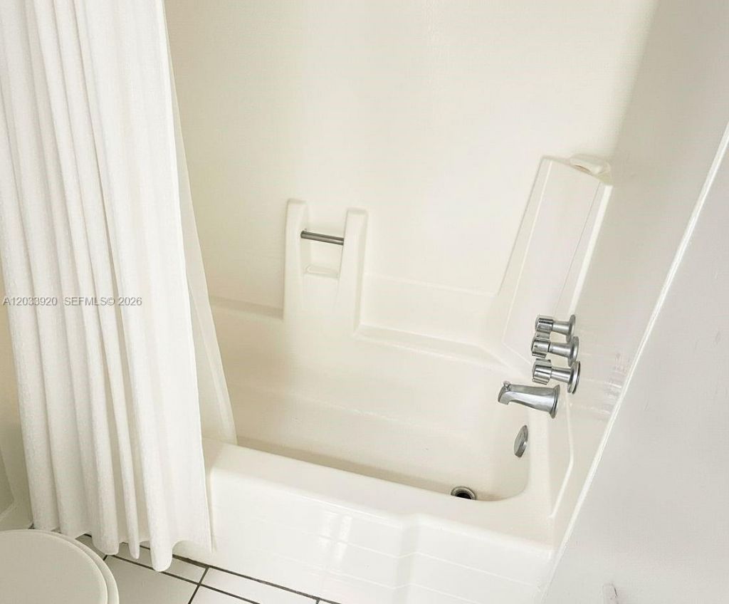 2800 NW 56th Ave, Unit F201, Lauderhill, FL 33313 Photo