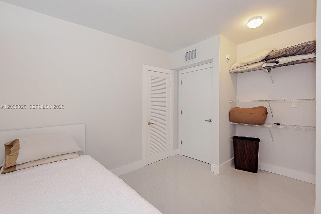 2301 Collins Ave , Unit 1416, Miami Beach, FL 33139 Photo