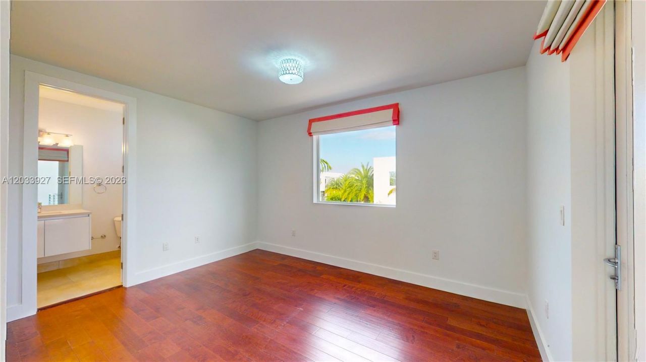 9980 NW 74th Ter , Unit 9980, Doral, FL 33178 Photo