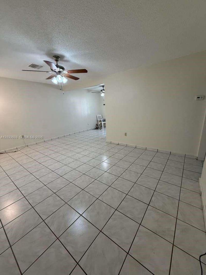 1140 SW 9th St , Unit 2, Miami, FL 33130 Photo