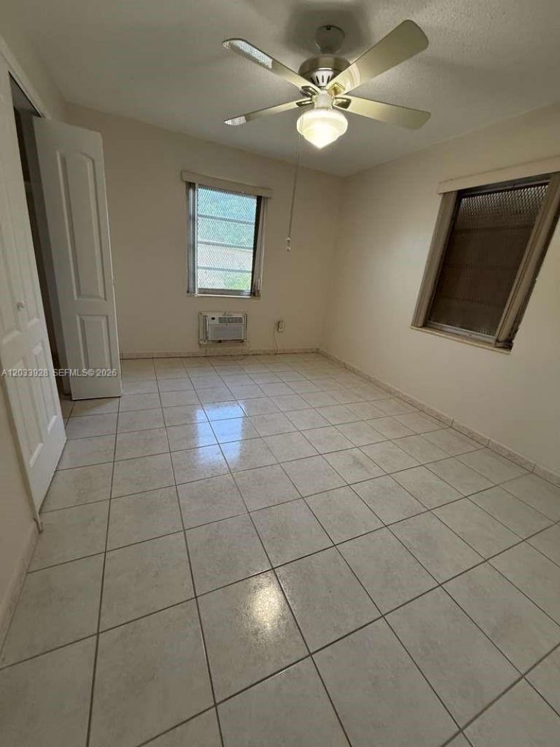 1140 SW 9th St , Unit 2, Miami, FL 33130 Photo
