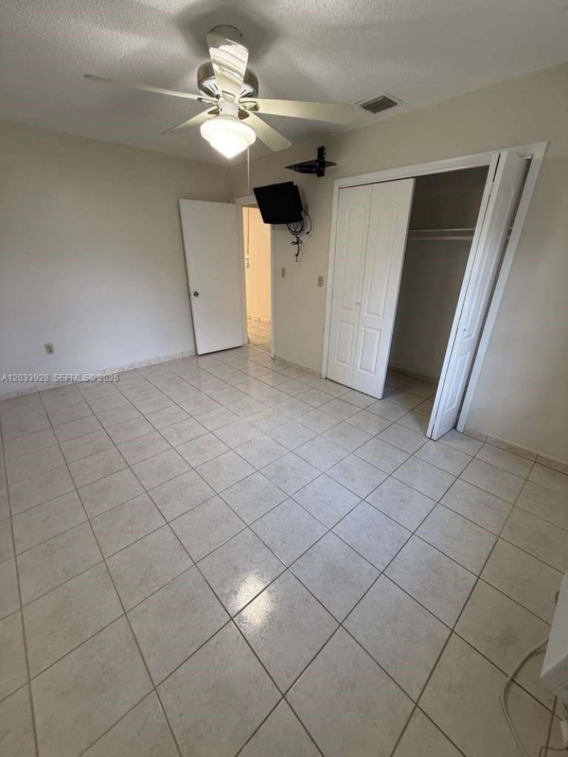 1140 SW 9th St , Unit 2, Miami, FL 33130 Photo