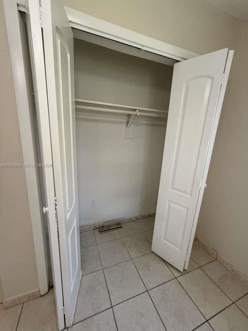 1140 SW 9th St , Unit 2, Miami, FL 33130 Photo