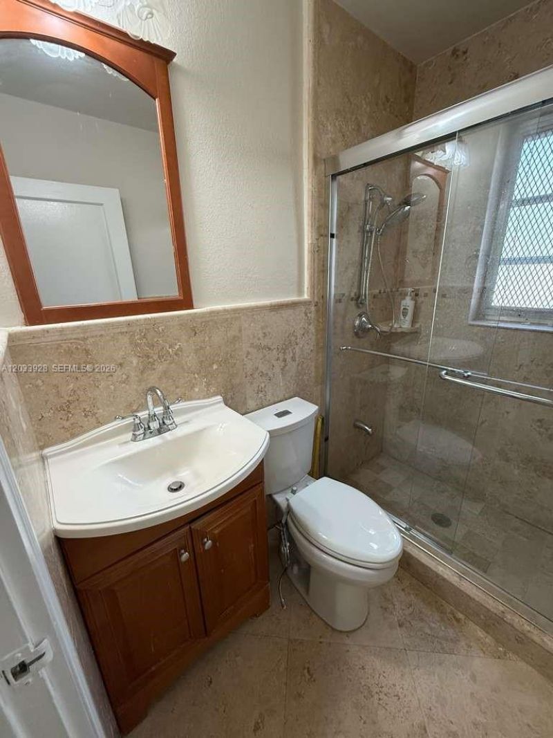 1140 SW 9th St , Unit 2, Miami, FL 33130 Photo